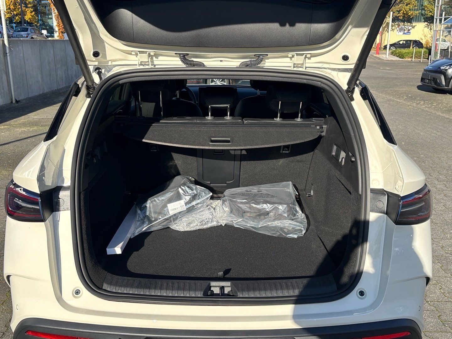 BYD SEAL 6 DM-i Comfort Panorama Leder ACC 360°K. foto 15