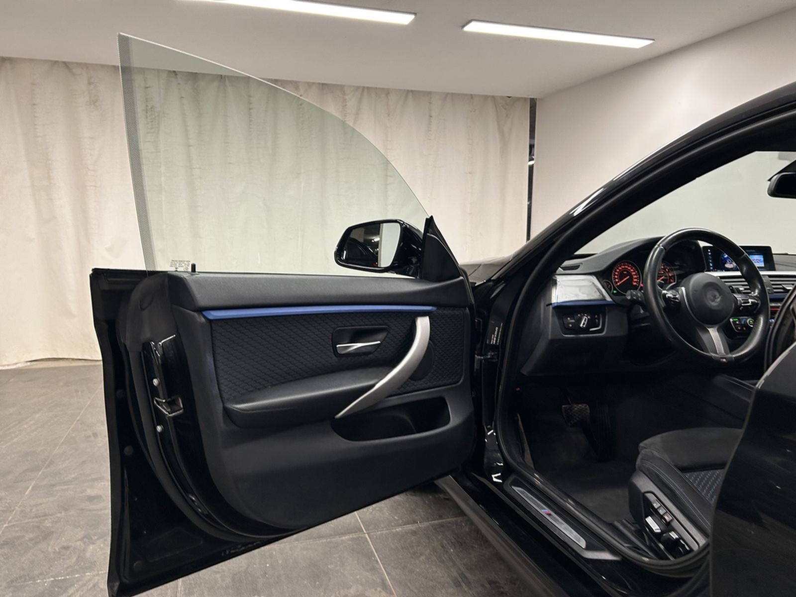 BMW 440i xDrive Gran Coupé M Sportpaket DAB LED Komf foto 30