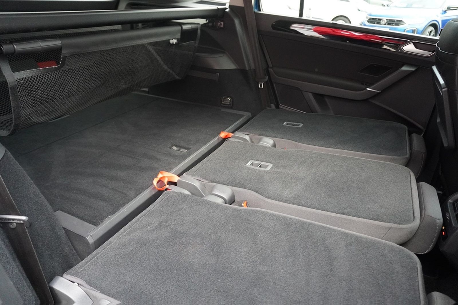 Volkswagen Touran 1.5 TSI DSG Highline LED Navi AHK Kamera foto 43