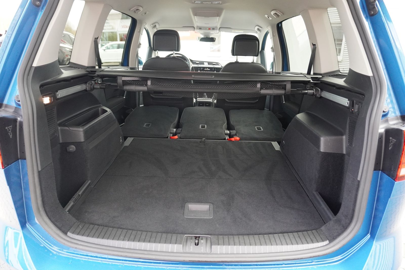Volkswagen Touran 1.5 TSI DSG Highline LED Navi AHK Kamera foto 49