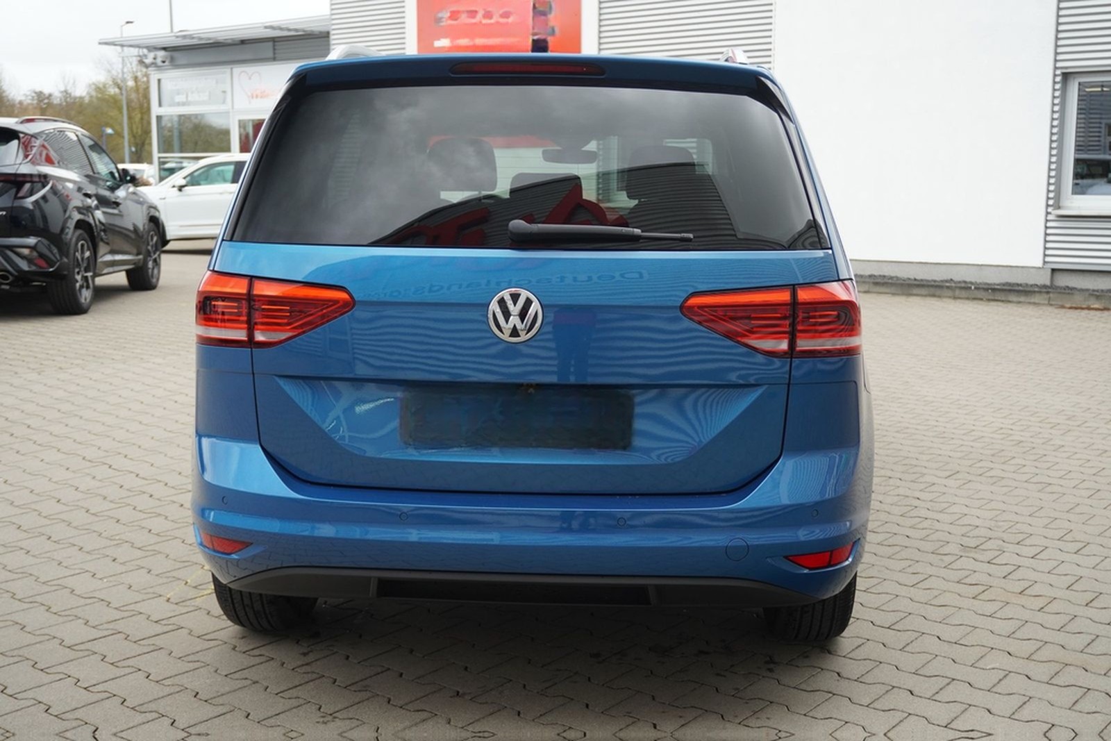 Volkswagen Touran 1.5 TSI DSG Highline LED Navi AHK Kamera foto 7