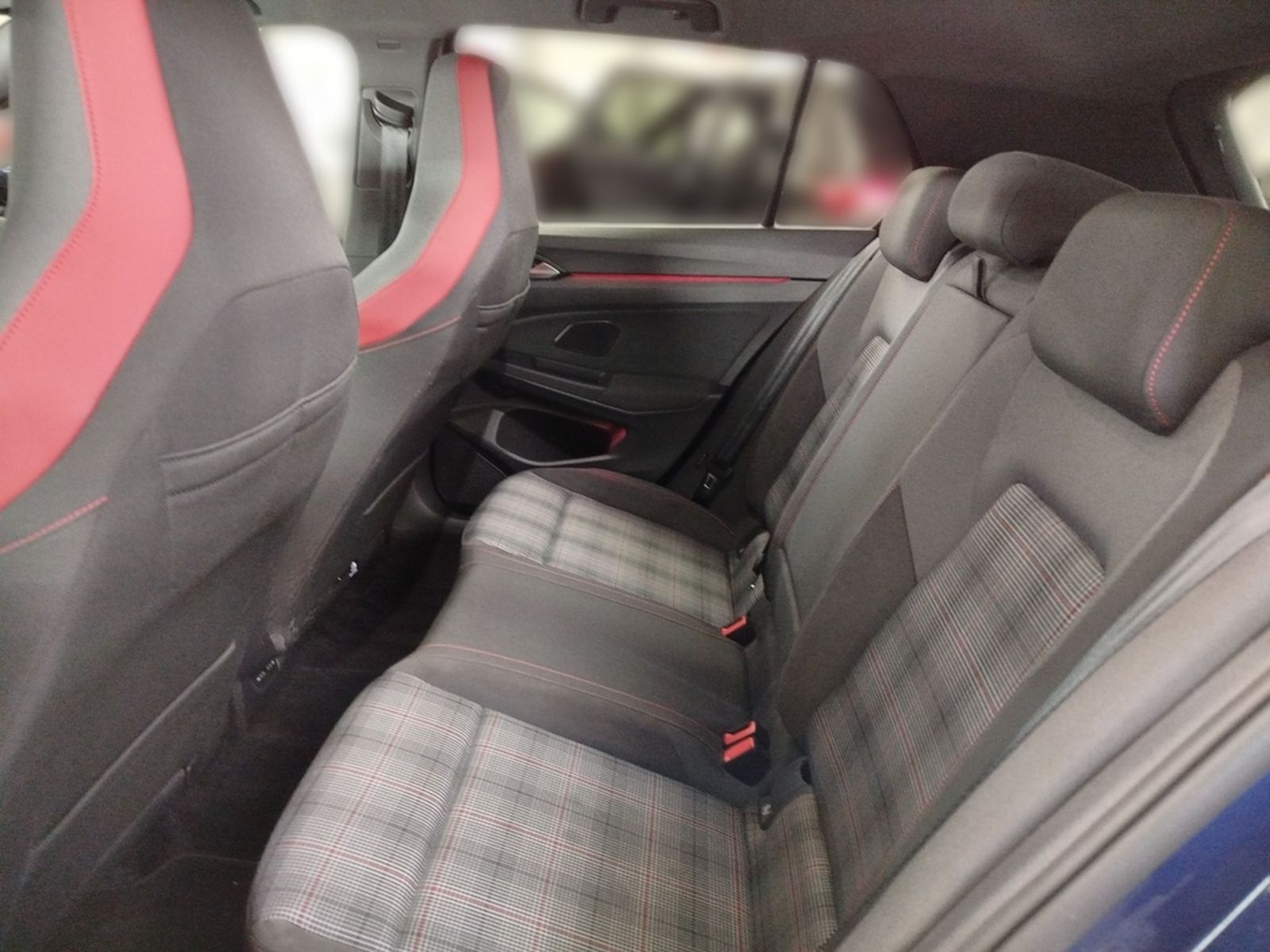 Volkswagen Golf VIII 2.0 TSI DSG GTI Navi IQ.Light DCC foto 12