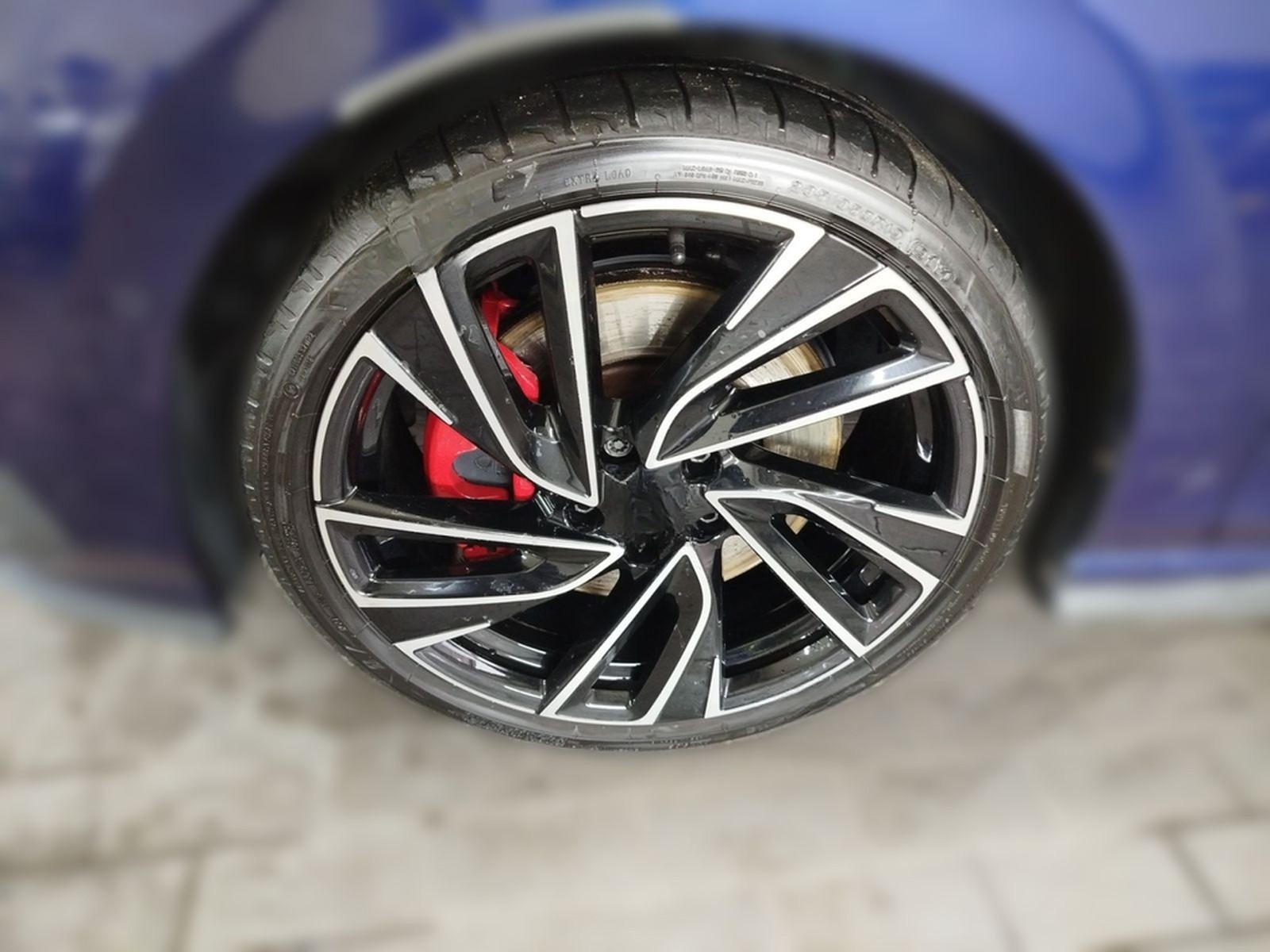 Volkswagen Golf VIII 2.0 TSI DSG GTI Navi IQ.Light DCC foto 5