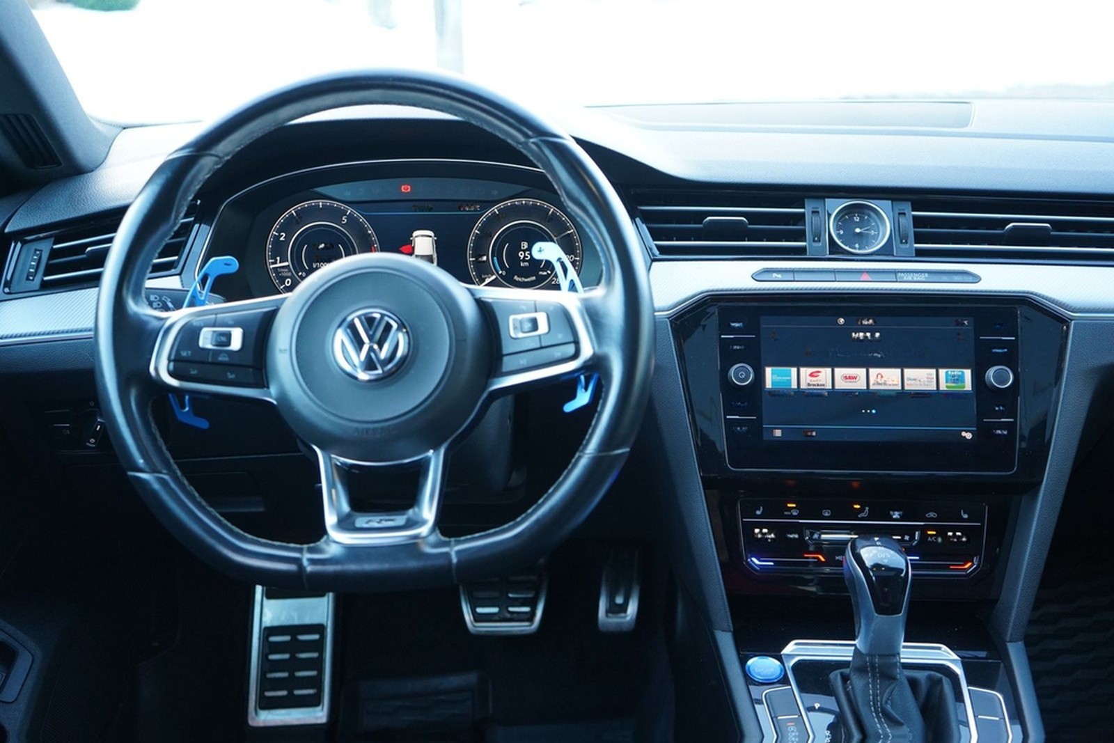 Volkswagen Arteon 2.0 R-Line LED Android Apple Sitzheizung foto 12