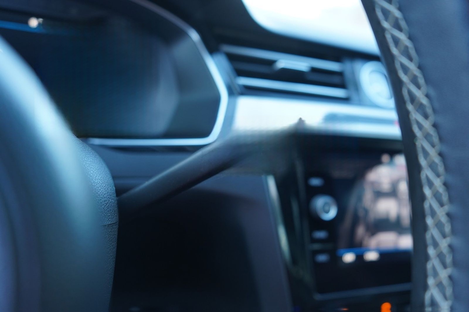 Volkswagen Arteon 2.0 R-Line LED Android Apple Sitzheizung foto 28