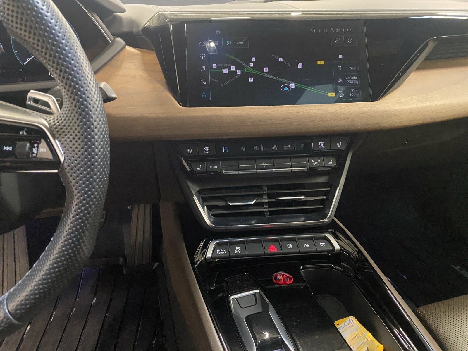 Audi e-tron GT quattro ACC AUT Kam. Leder Luft Navi foto 14