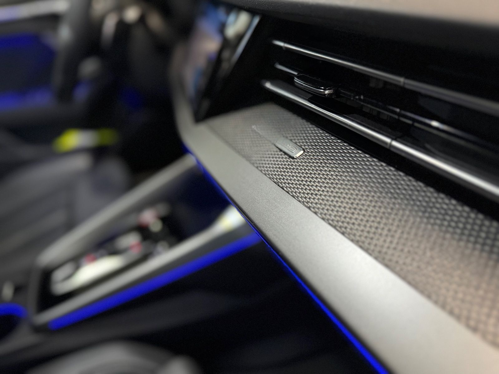 Audi S3 Limousine 2.0 TFSI qu Pano Sonos Matrix HuD foto 18
