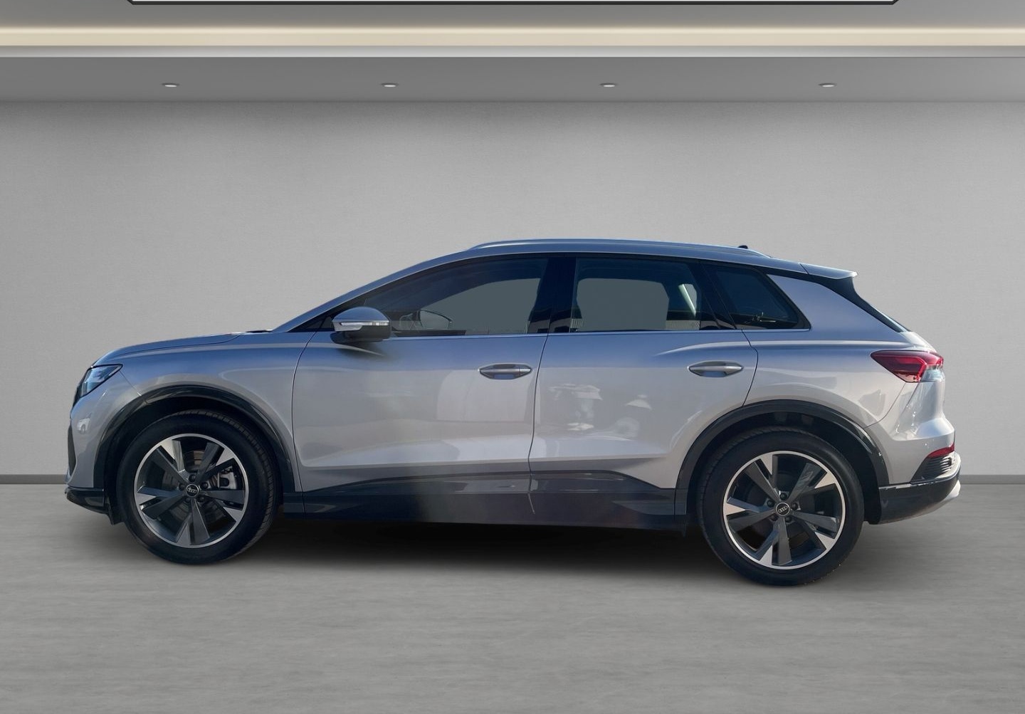 Audi Q4 e-tron 45 Matrix Kamera AHK Navi foto 3