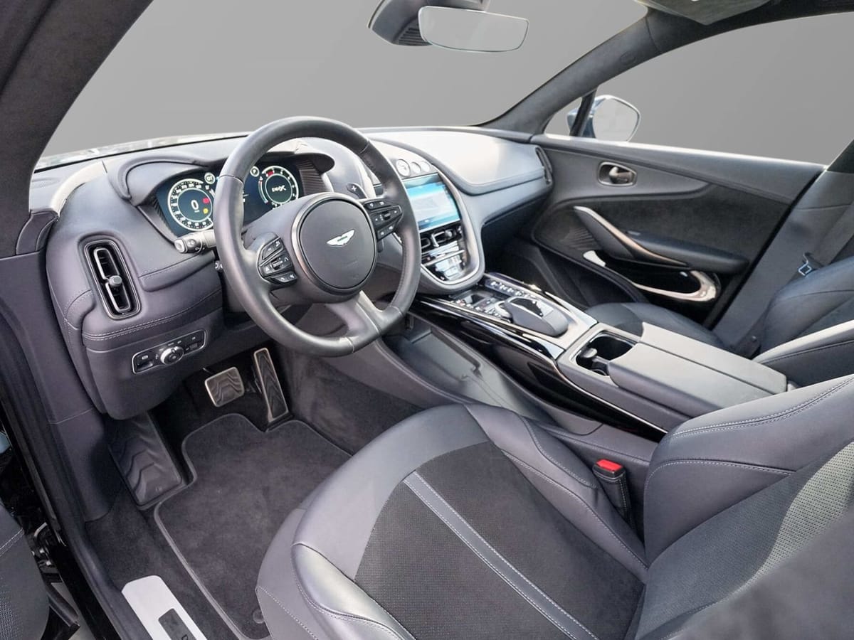 Aston Martin DBX 550 UPE 227.330,-€ Jet Black / Onyx Black foto 20
