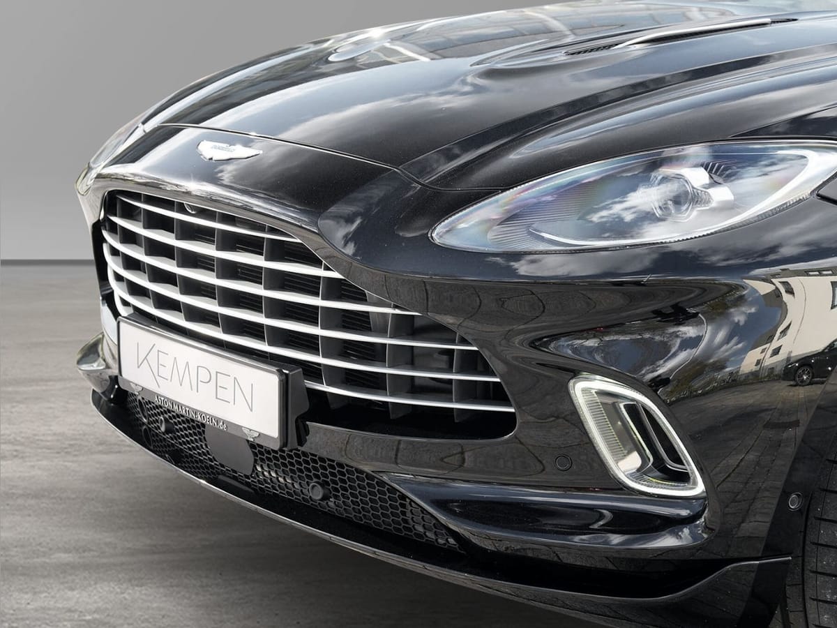 Aston Martin DBX 550 UPE 227.330,-€ Jet Black / Onyx Black foto 10
