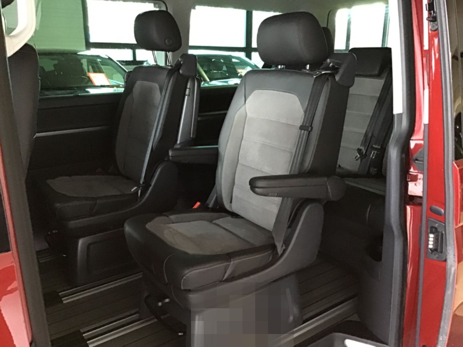 Volkswagen T6 Multivan 2.0 TDI Highline 4Motion foto 15