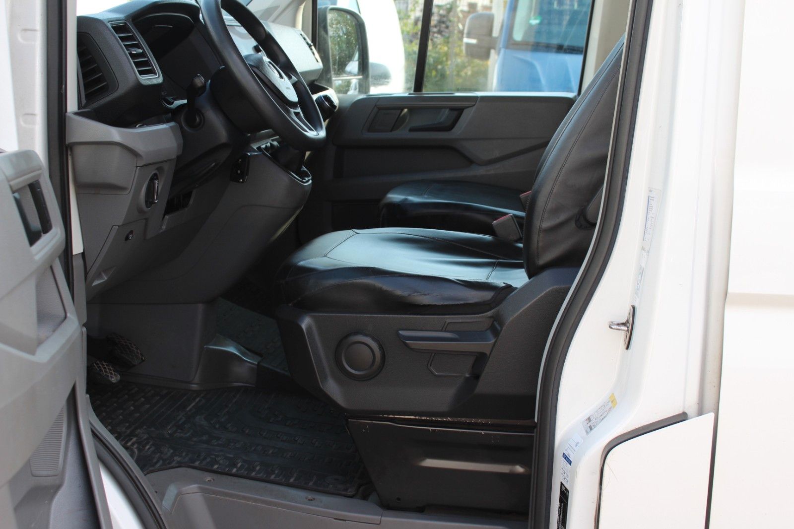 Volkswagen Crafter Pritsche Pritsche 35 DOKA Trendline lang foto 8