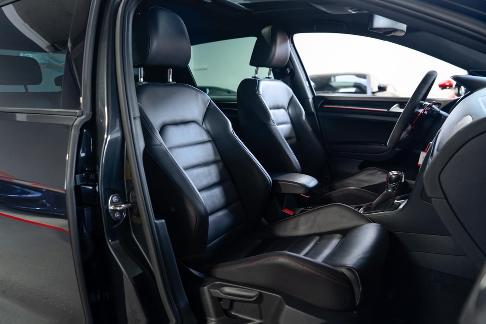 Volkswagen Golf 2.0 TSI GTI Clubsport PANO DYNAUDIO *KW* foto 15