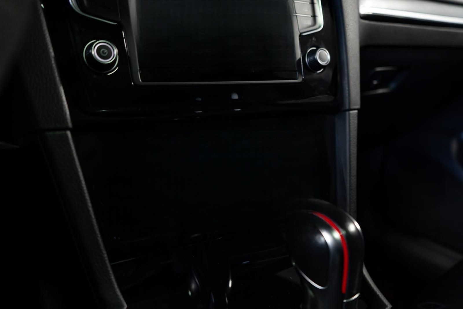 Volkswagen Golf 2.0 TSI GTI Clubsport PANO DYNAUDIO *KW* foto 19
