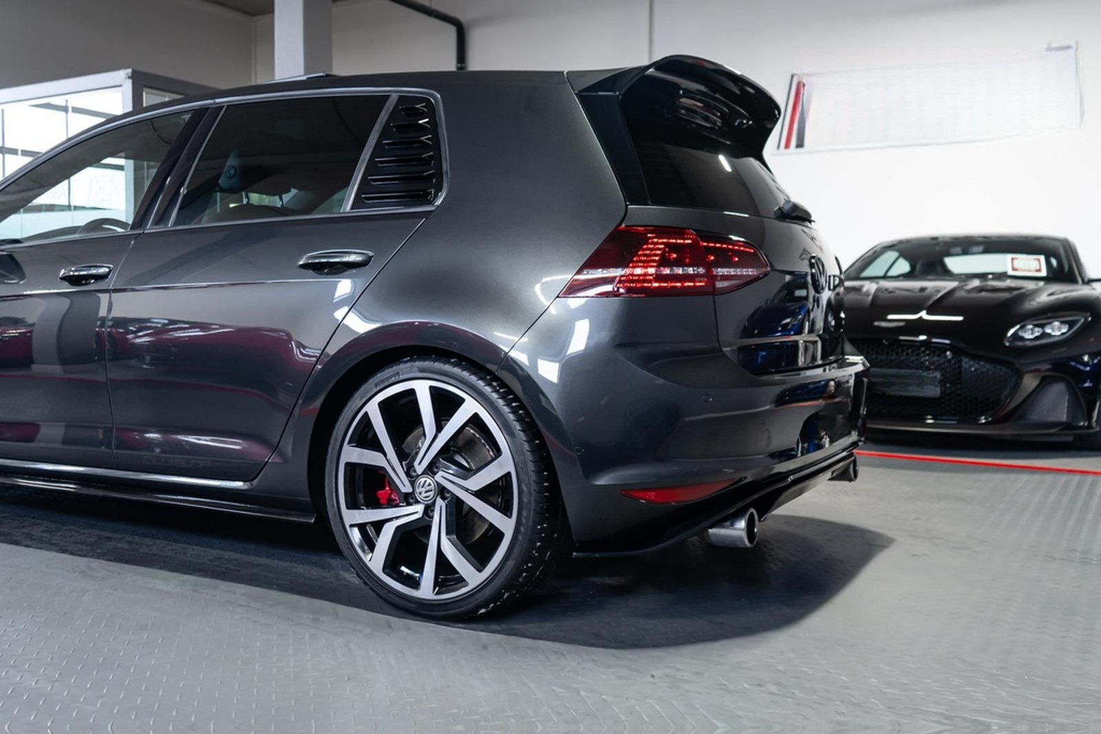 Volkswagen Golf 2.0 TSI GTI Clubsport PANO DYNAUDIO *KW* foto 9