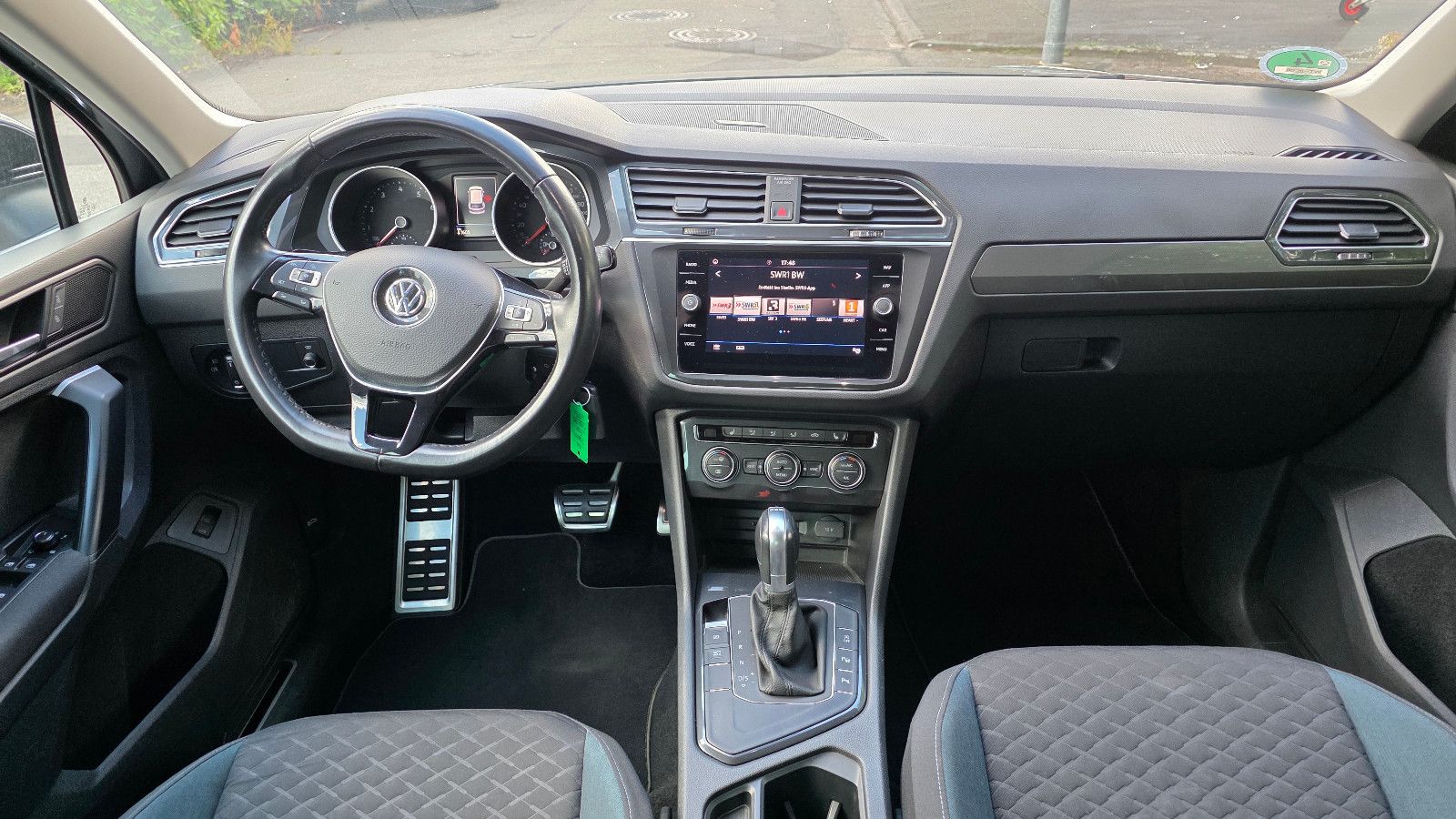 Volkswagen Tiguan 1.5 TSI IQ.DRIVE*Navi*LED*AHK*ACC*HUD*17" foto 2
