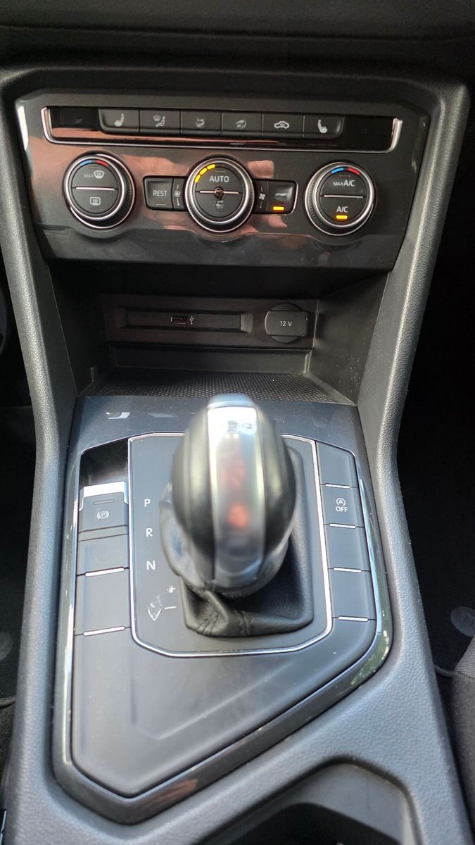 Volkswagen Tiguan 1.5 TSI IQ.DRIVE*Navi*LED*AHK*ACC*HUD*17" foto 17