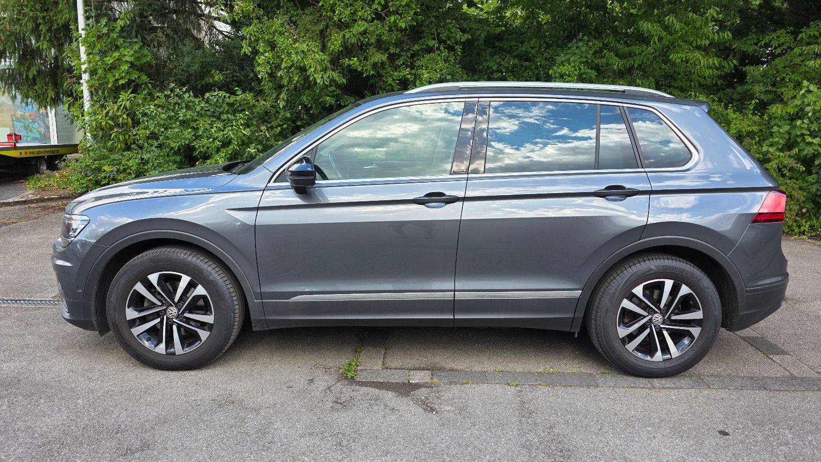 Volkswagen Tiguan 1.5 TSI IQ.DRIVE*Navi*LED*AHK*ACC*HUD*17" foto 3