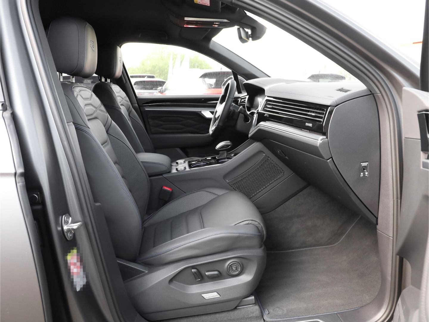 Volkswagen Touareg R 3,0 l V6 eHybrid 4M 0,5% DW Versteueru foto 3