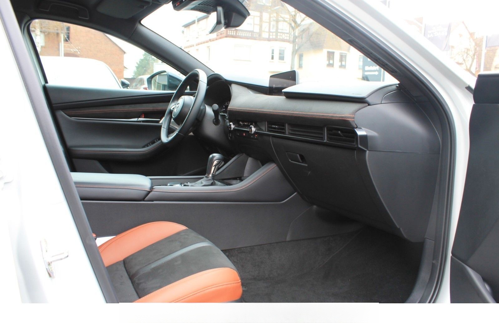 Mazda 3 e-SKYACTIV G Nagisa*BOSE*HUD*LED*KEYLESS* foto 16