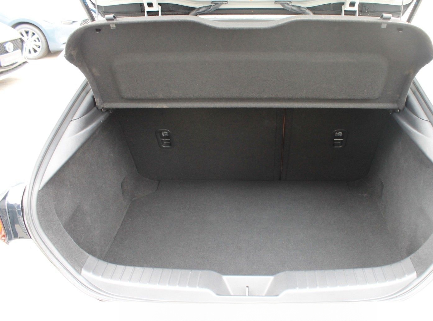Mazda 3 e-SKYACTIV G Nagisa*BOSE*HUD*LED*KEYLESS* foto 20