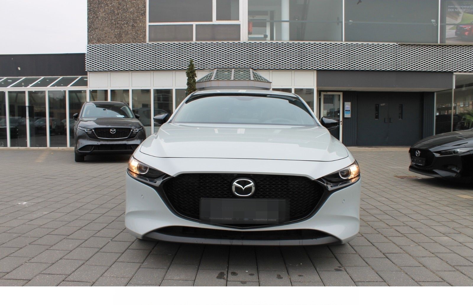 Mazda 3 e-SKYACTIV G Nagisa*BOSE*HUD*LED*KEYLESS* foto 5