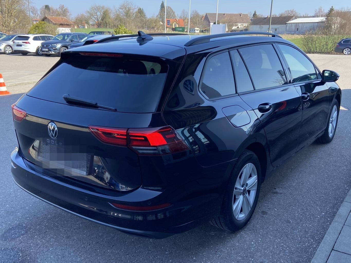 Volkswagen Golf Variant 2.0 TDI Life AHK+ALCANTARA+KAMERA+A foto 4