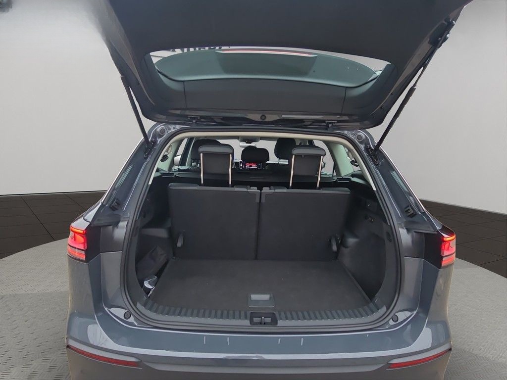 Volkswagen Tayron Life 1.5 eTSI DSG 7Sitze AHK AreaView foto 19