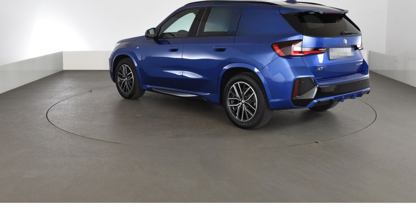 BMW X1 xDrive 20d M Sport Anhängerkupplung Head Up D foto 4