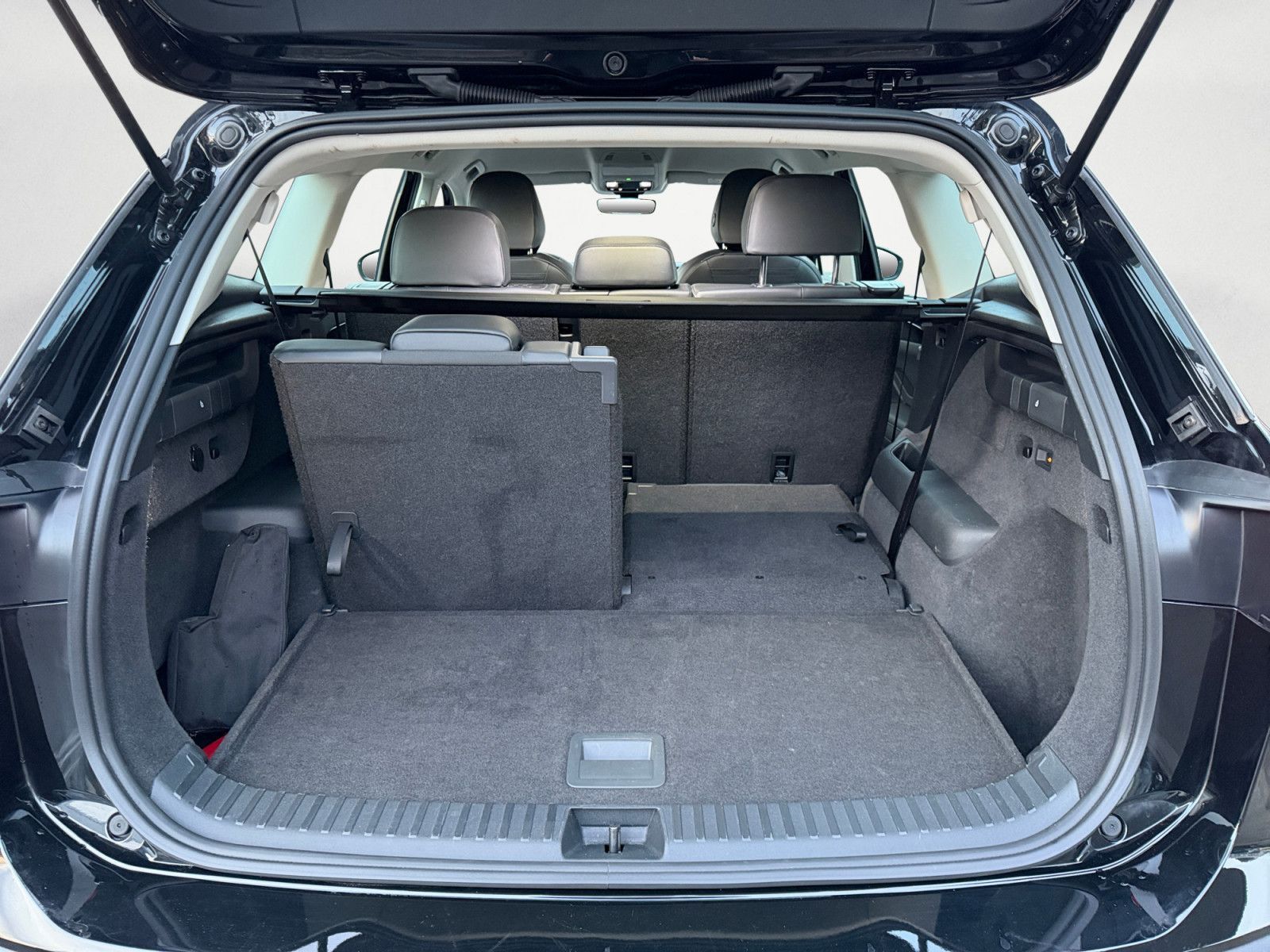 Volkswagen Tayron 2.0 TDI Life 4MOTION ACC PDC SHZ IQ-Light foto 13