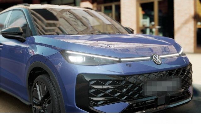 Volkswagen T-Roc R-Line 1.5 eTSI |IQ.Light|AreaView|Headup foto 11