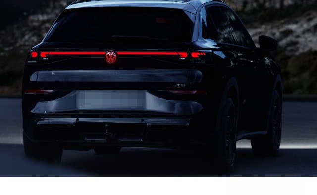 Volkswagen T-Roc R-Line 1.5 eTSI |IQ.Light|AreaView|Headup foto 13