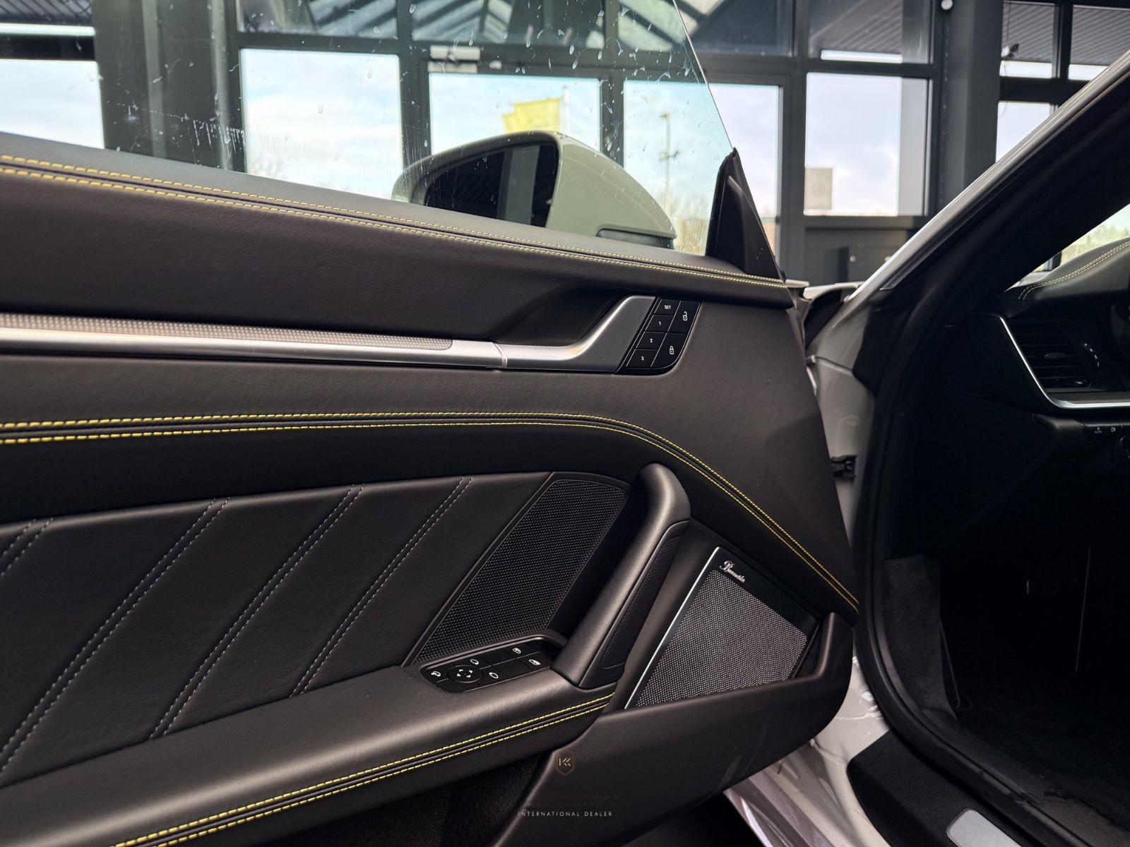 Porsche 992 TURBO S/SPORTDESIGN/LIFT/PANO/BURM/APP 04 27 foto 16