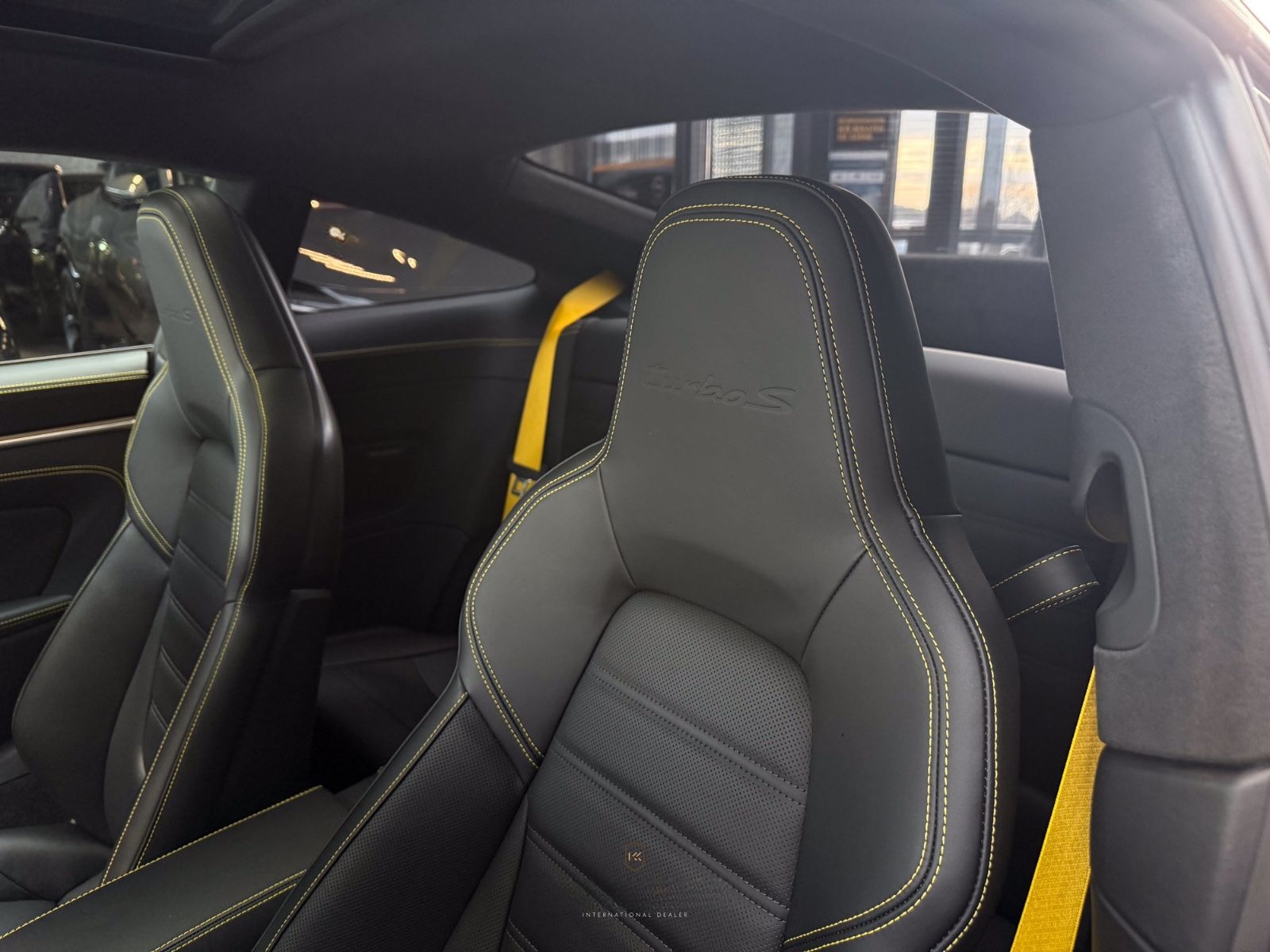 Porsche 992 TURBO S/SPORTDESIGN/LIFT/PANO/BURM/APP 04 27 foto 19