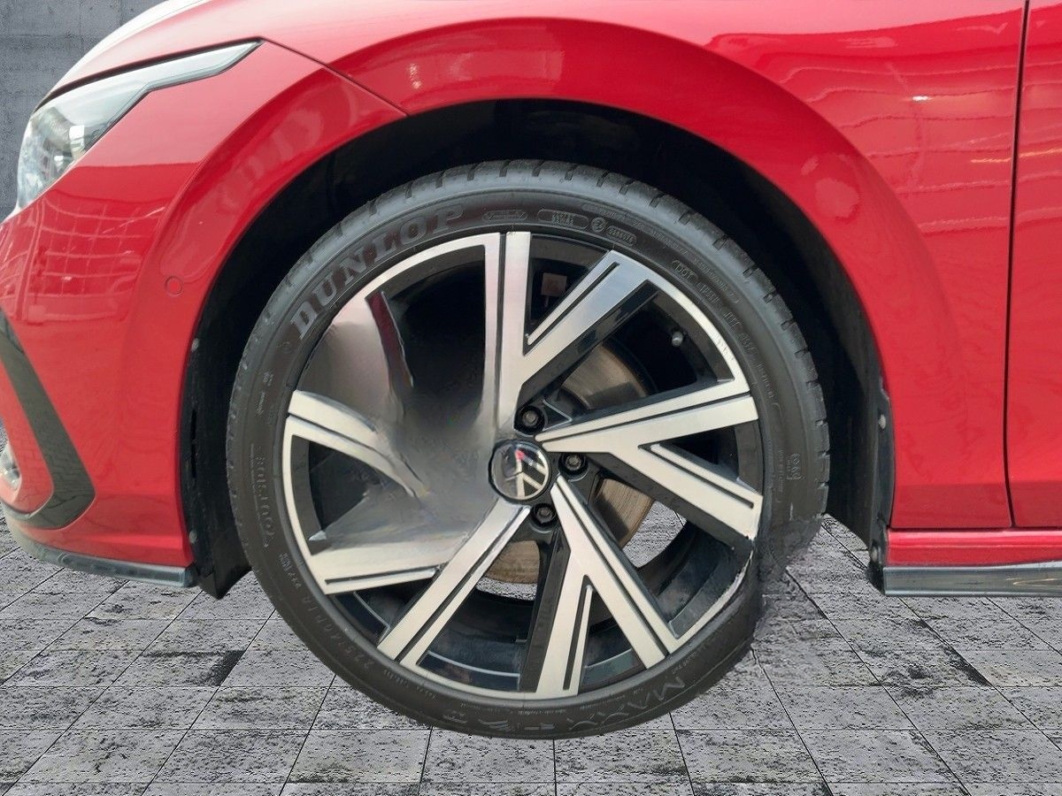 Volkswagen Golf VIII 1.5 TSI R-LINE MATRIX+APP+PANO+HARMAN foto 8