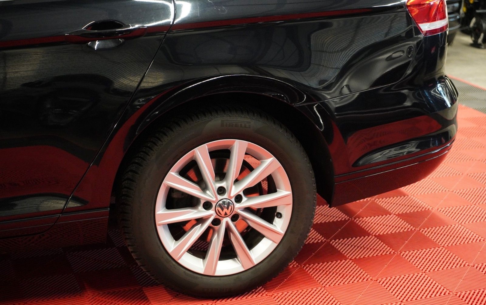 Volkswagen Passat Variant 2.0 TDI DSG Comfortline foto 11