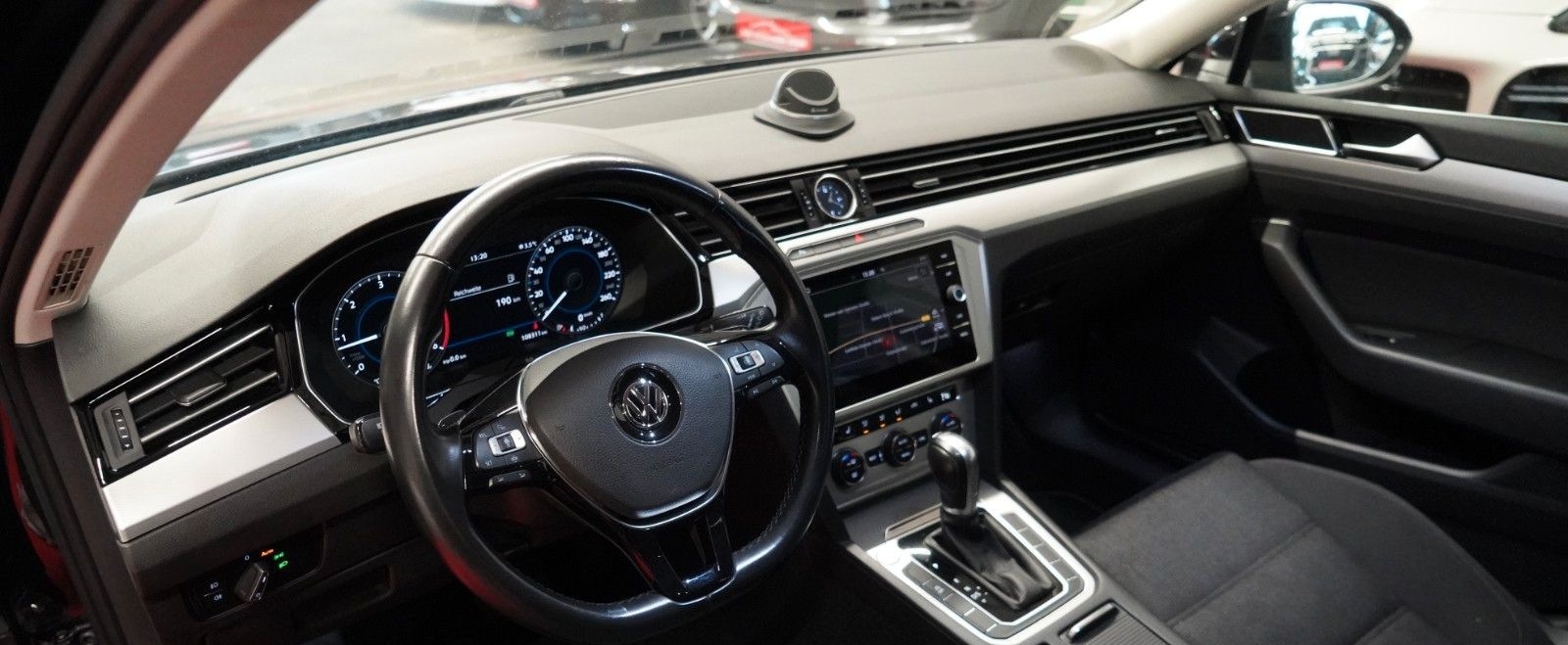 Volkswagen Passat Variant 2.0 TDI DSG Comfortline foto 14