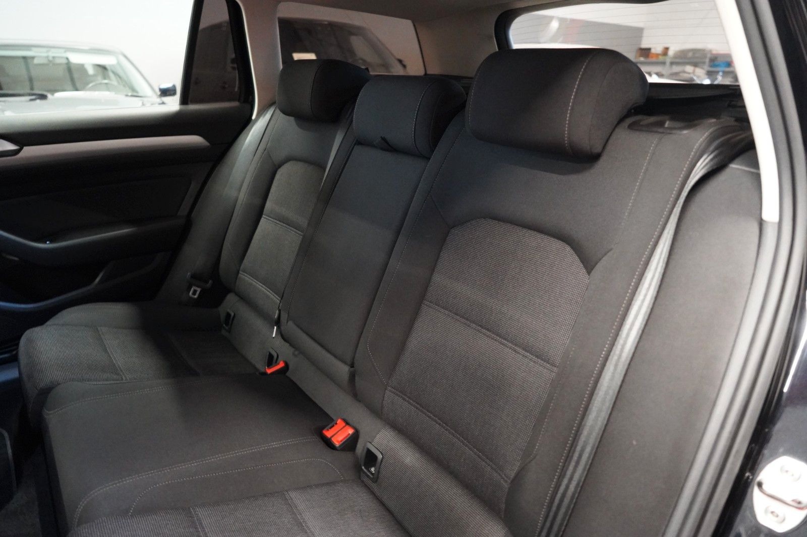 Volkswagen Passat Variant 2.0 TDI DSG Comfortline foto 32