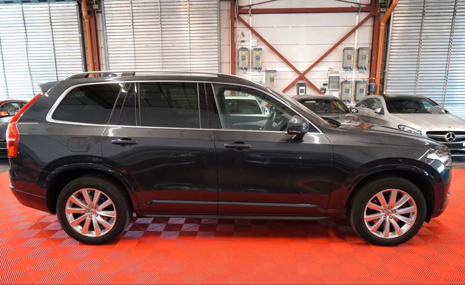 Volvo XC90 D5 Momentum AWD 7Sitzer*Unfallfrei*Garantie foto 4
