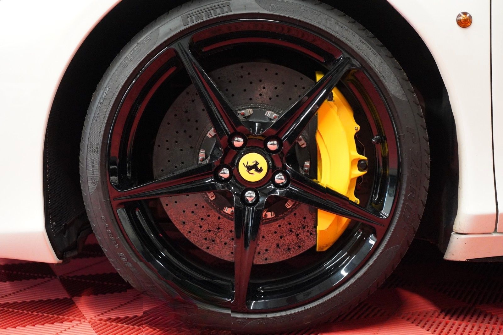 Ferrari 458 Italia Pininfarina *Unfallfrei* foto 22