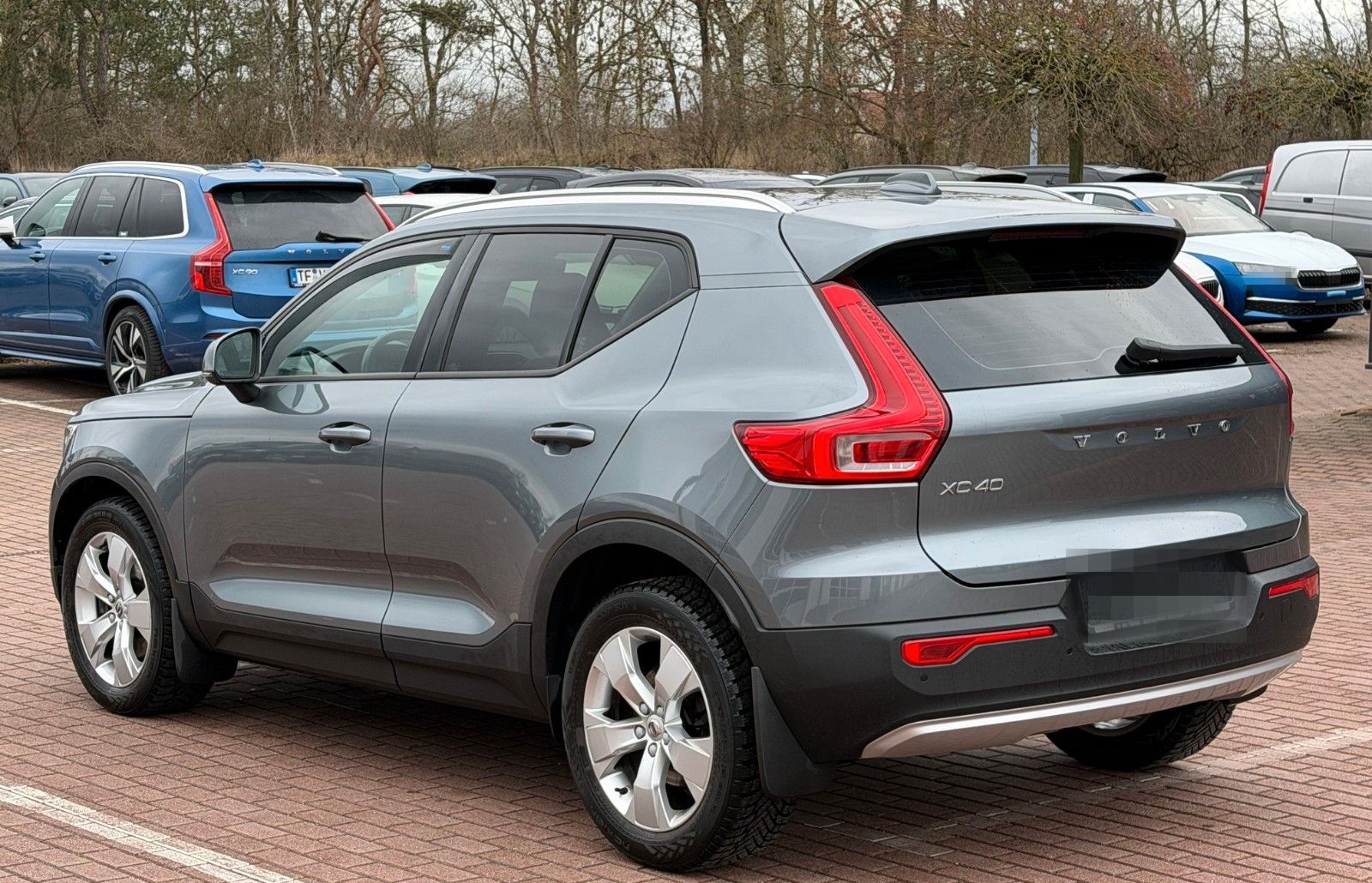 Volvo XC40 T4 Momentum AWD *Nav*Totwinkel*AHK*LED*360° foto 4