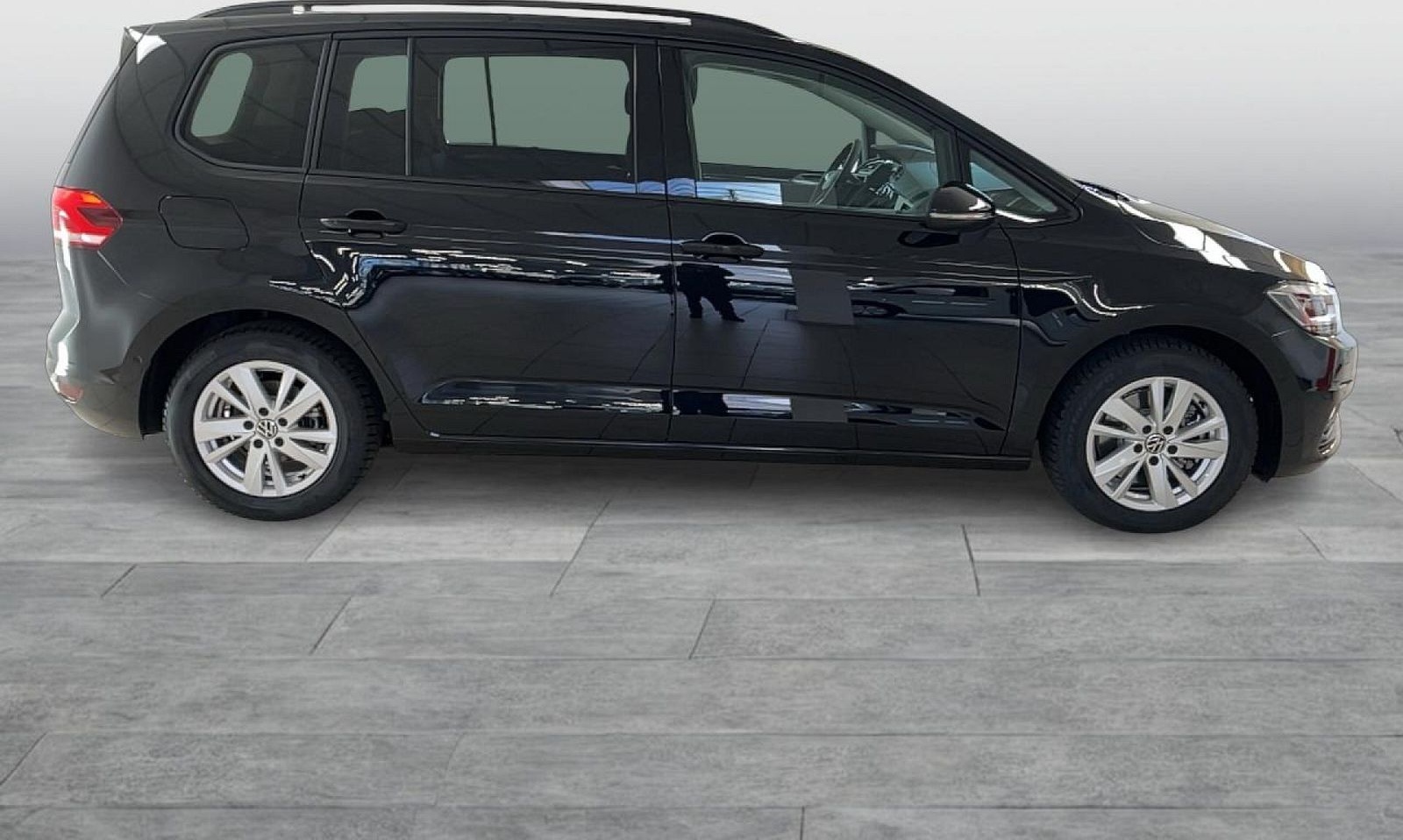 Volkswagen Touran 1.5 TSI DSG Highline Bluetooth Navi LED foto 6