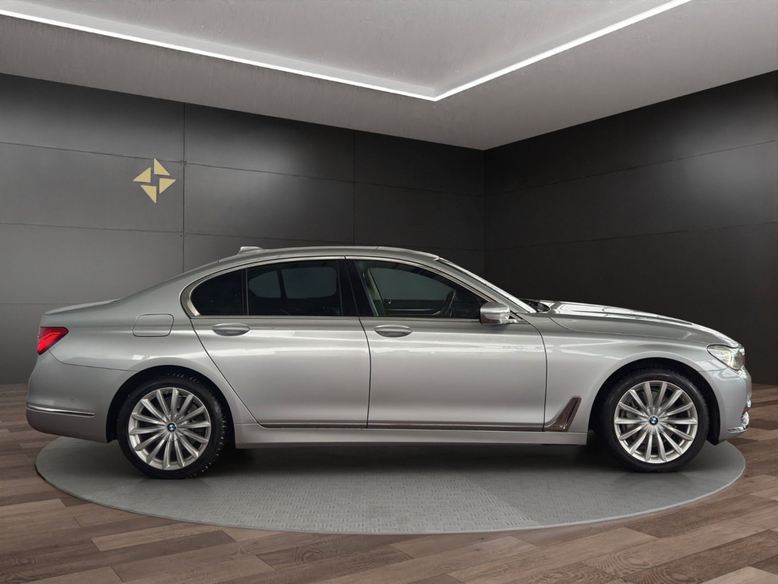 BMW 730d 1.Hand /SoftClose/360°/Dig.Cock/4-Zonen foto 2