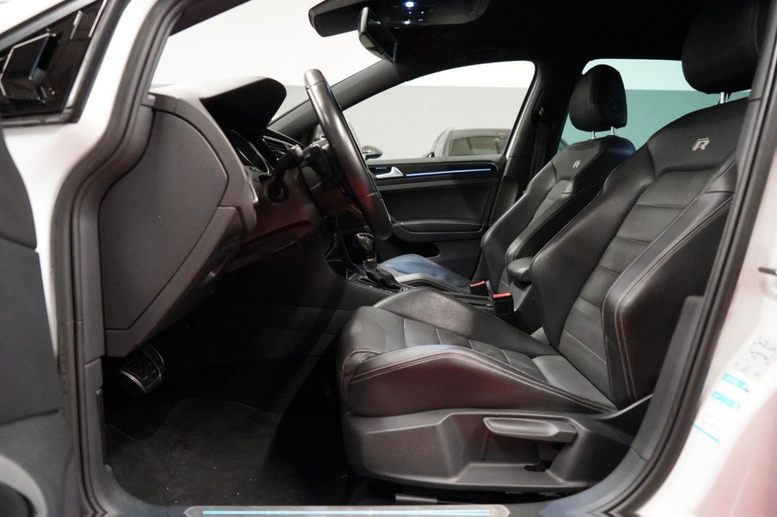 Volkswagen Golf 7 R 2.0 TSI DSG 4Motion BMT *Unfallfrei* foto 15