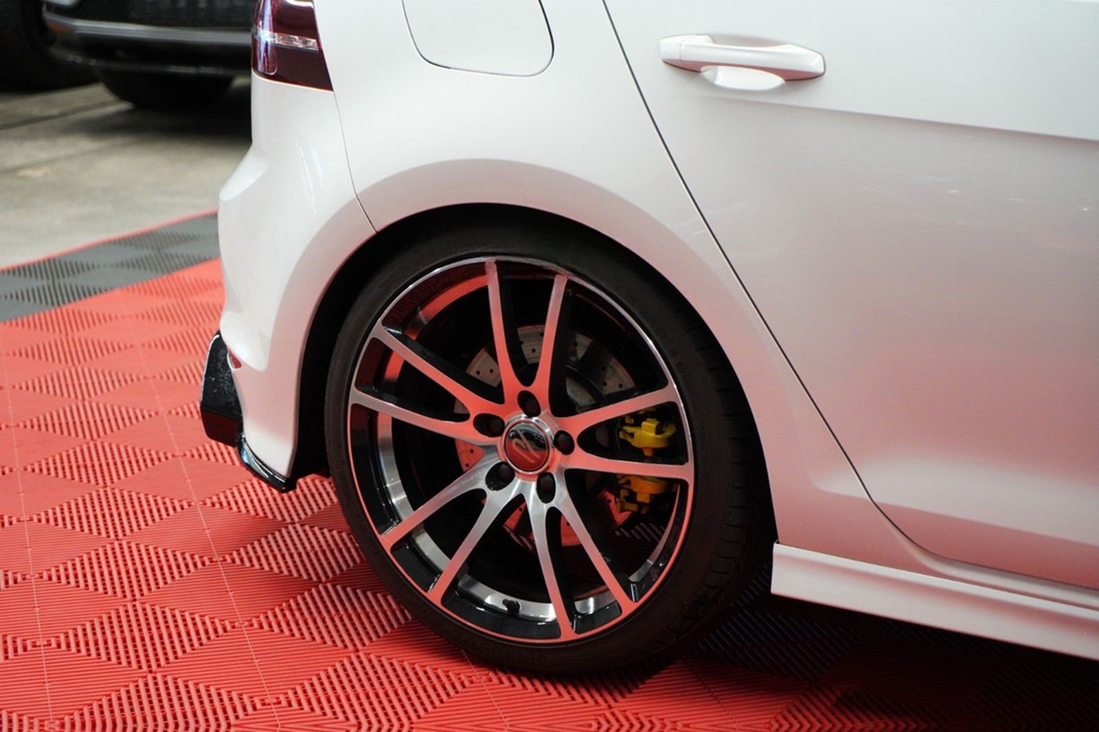 Volkswagen Golf 7 R 2.0 TSI DSG 4Motion BMT *Unfallfrei* foto 6