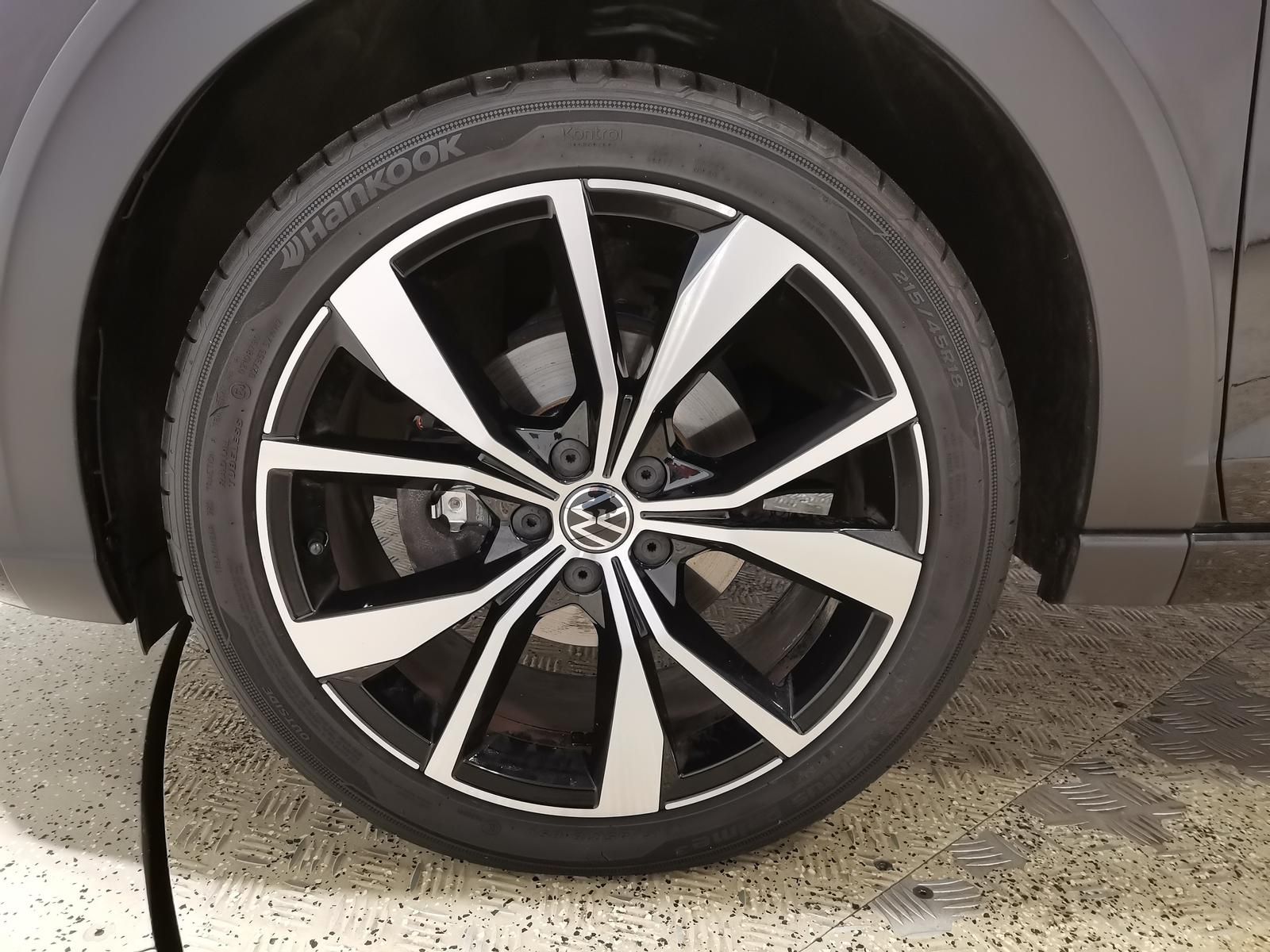 Volkswagen Taigo 1.5 TSI DSG R-Line Pano|AHK|Navi|Matrix foto 9