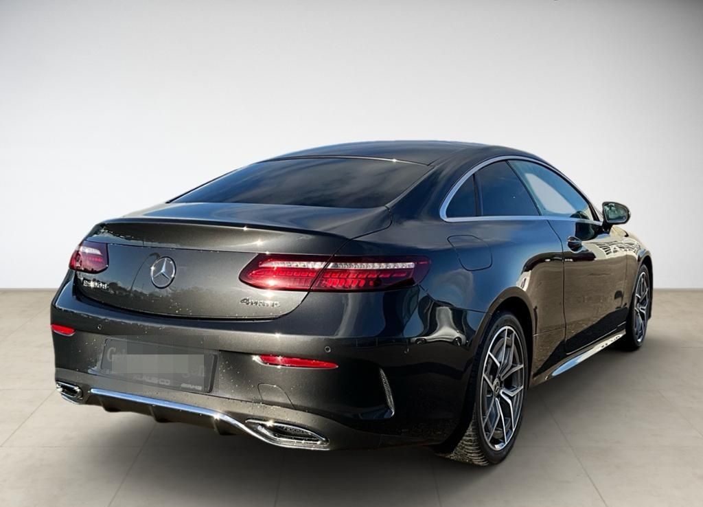 Mercedes-Benz E 300 d AMG 4MATIC Coupé 360 AUT Kam. KlimaA LED foto 6