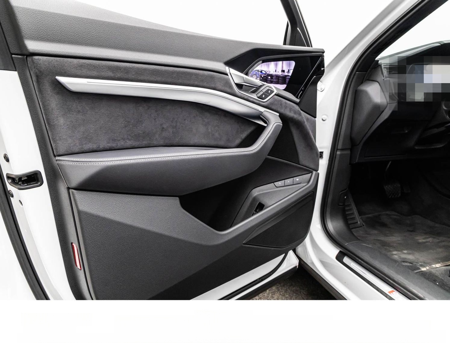 Audi E-TRON SPORTBACK S BLACK ACC/HuD/PANO/S-SITZE foto 14