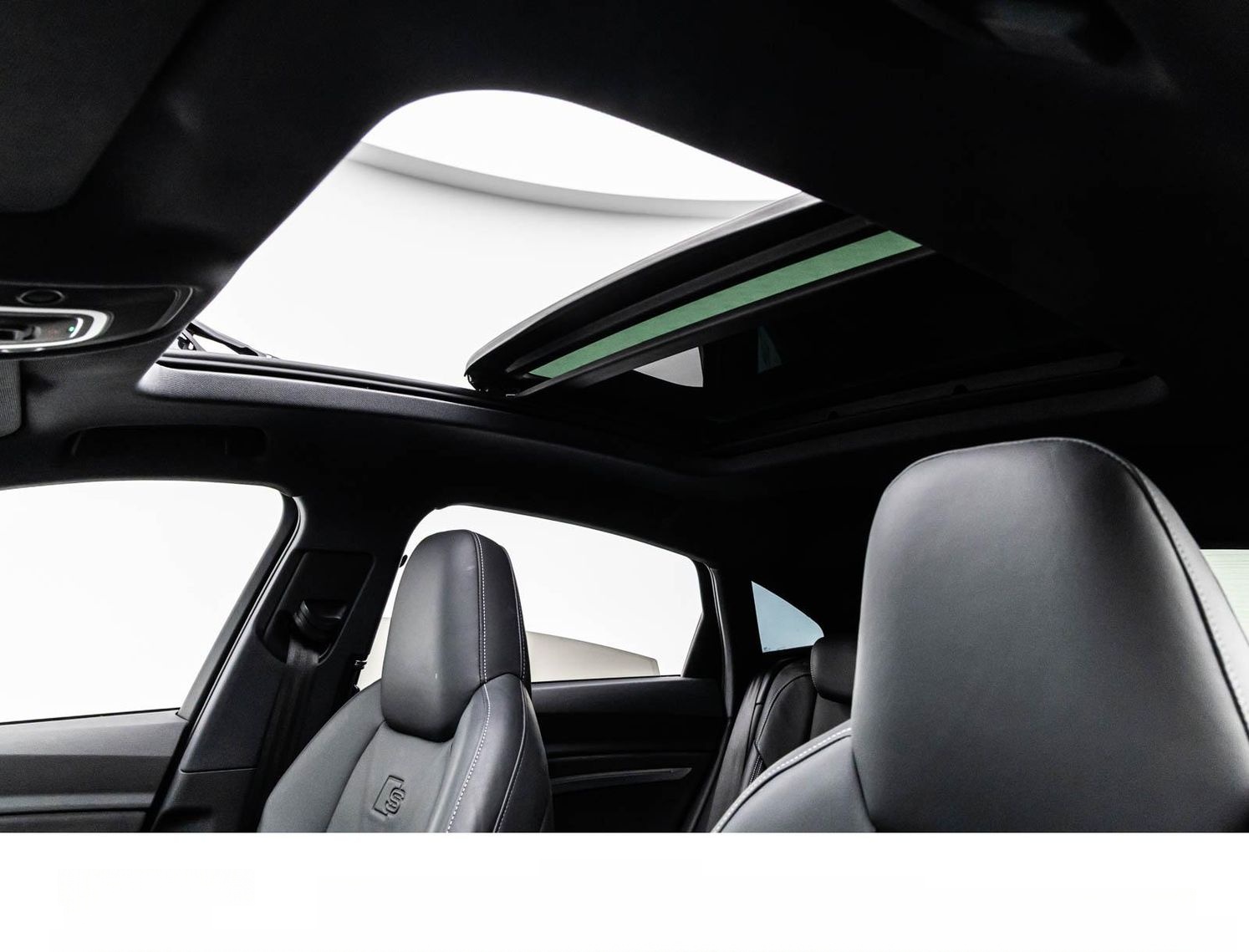 Audi E-TRON SPORTBACK S BLACK ACC/HuD/PANO/S-SITZE foto 17