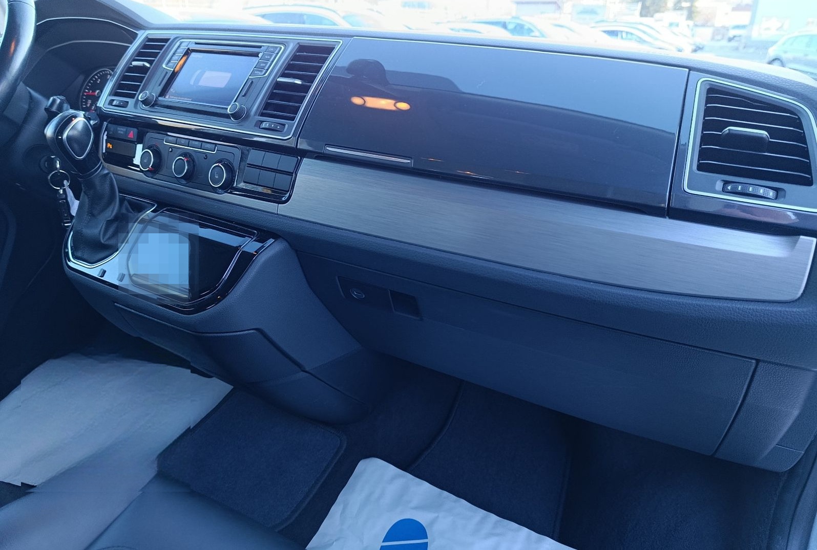 Volkswagen T6 Multivan Comfortline Alcantara Navi AHK PDC foto 15